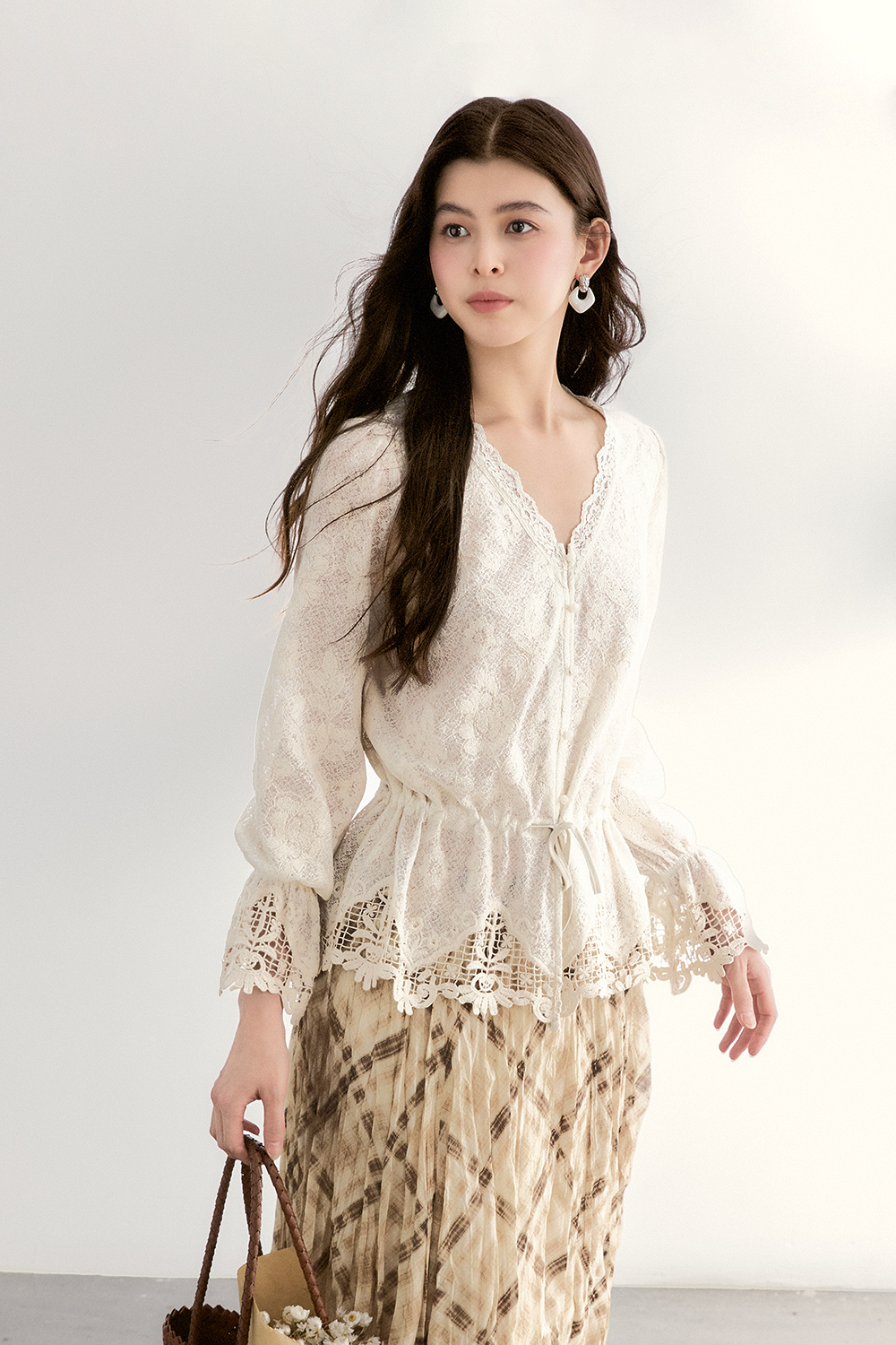 女性のためのブラウス