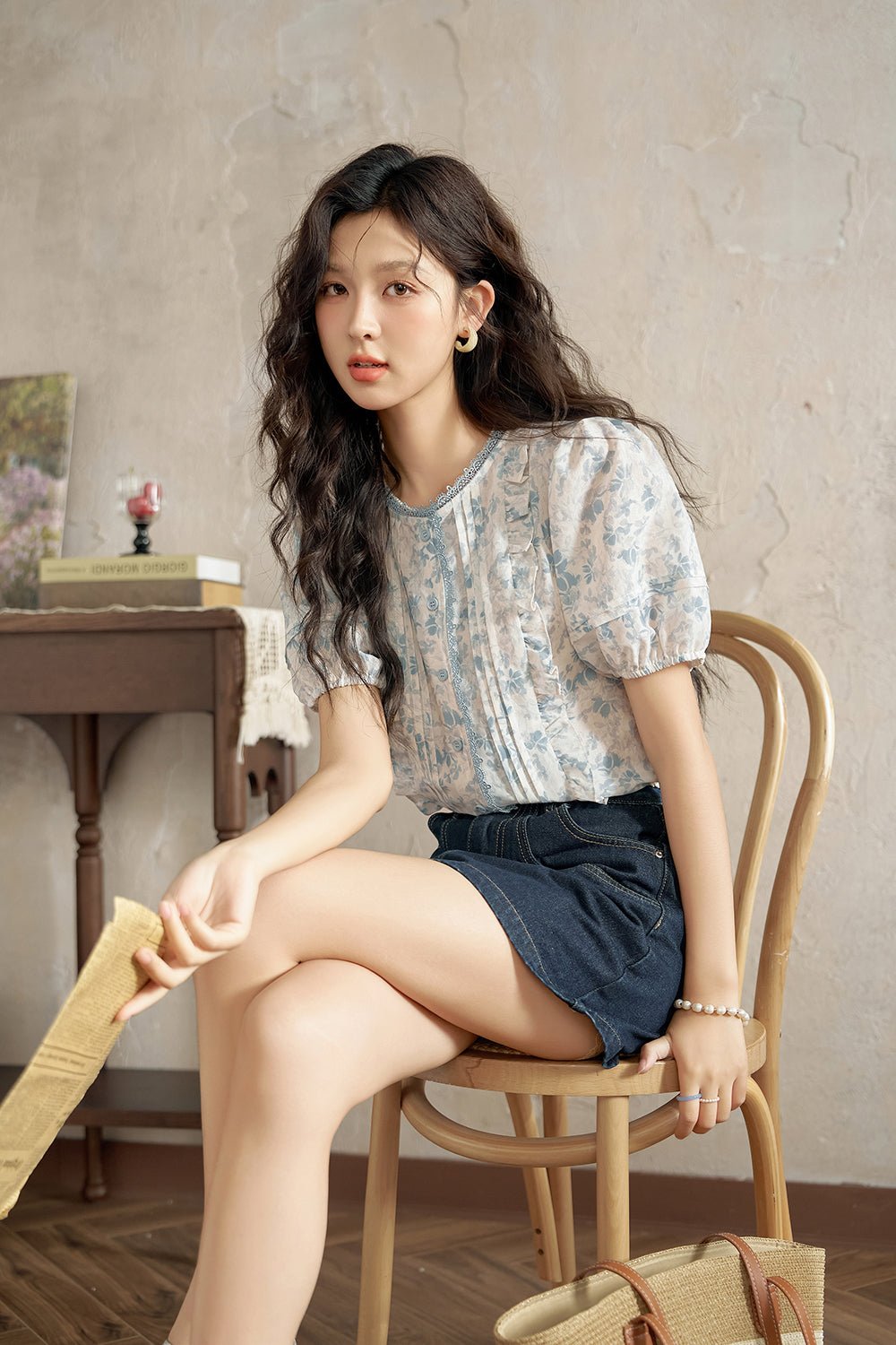 Blus Lengan Puff Wanita