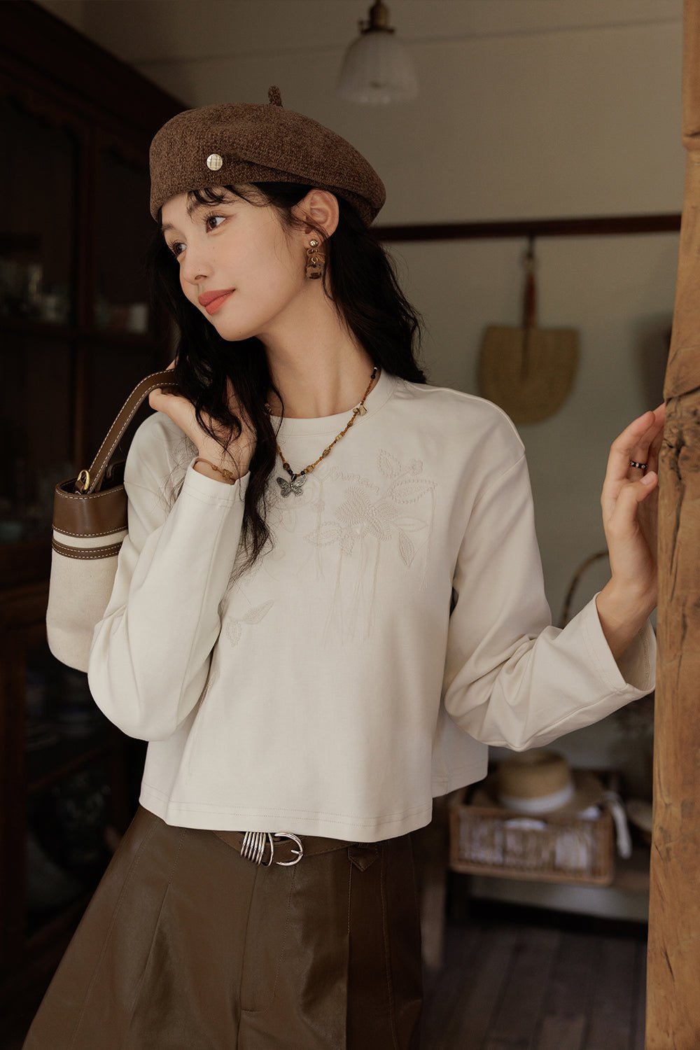 เสื้อยืดแขนยาวสำหรับผู้หญิง