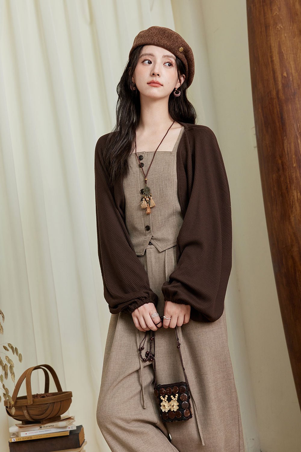 เซ็ตเสื้อสายเดี่ยว + เสื้อคลุม + กางเกง