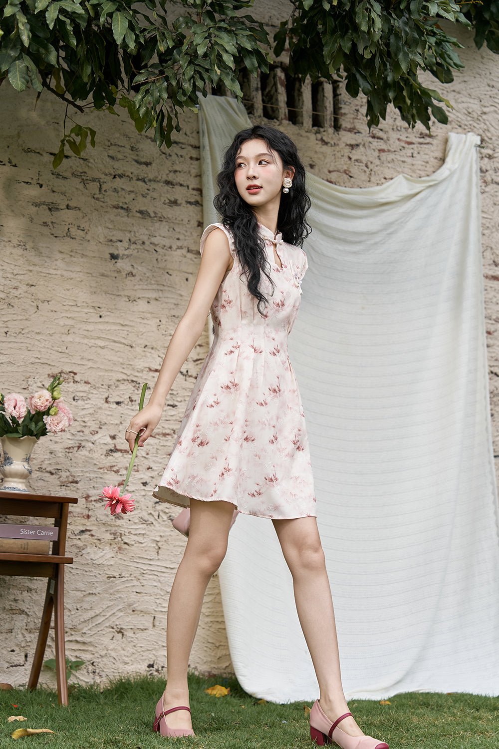 Gaun Midi Merah Muda untuk Wanita