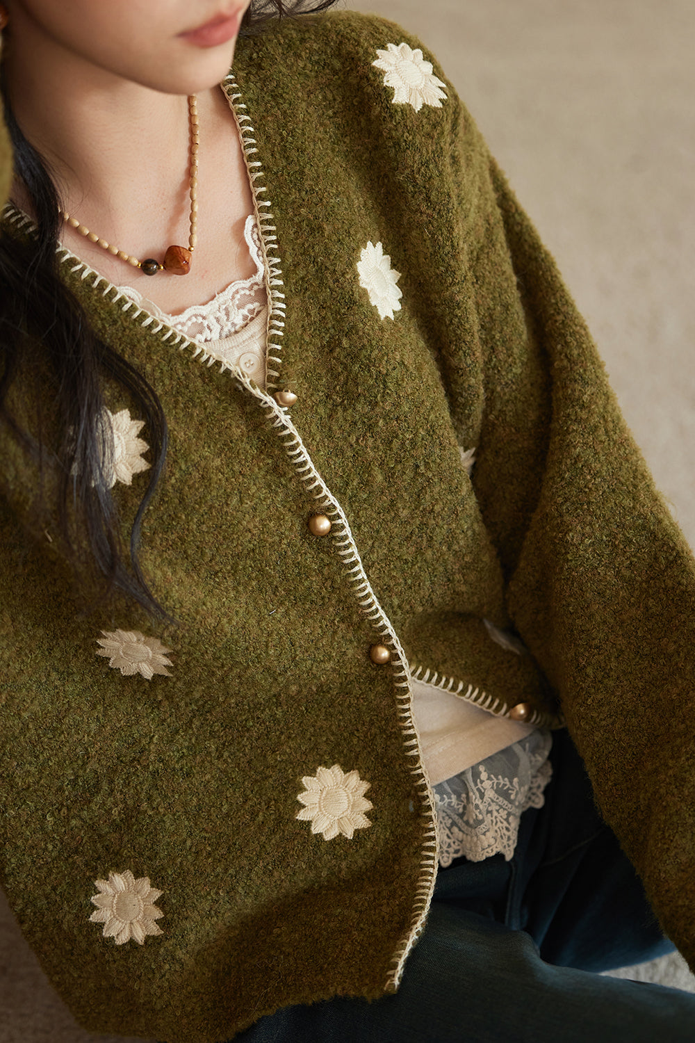 เสื้อถักสำหรับผู้หญิง