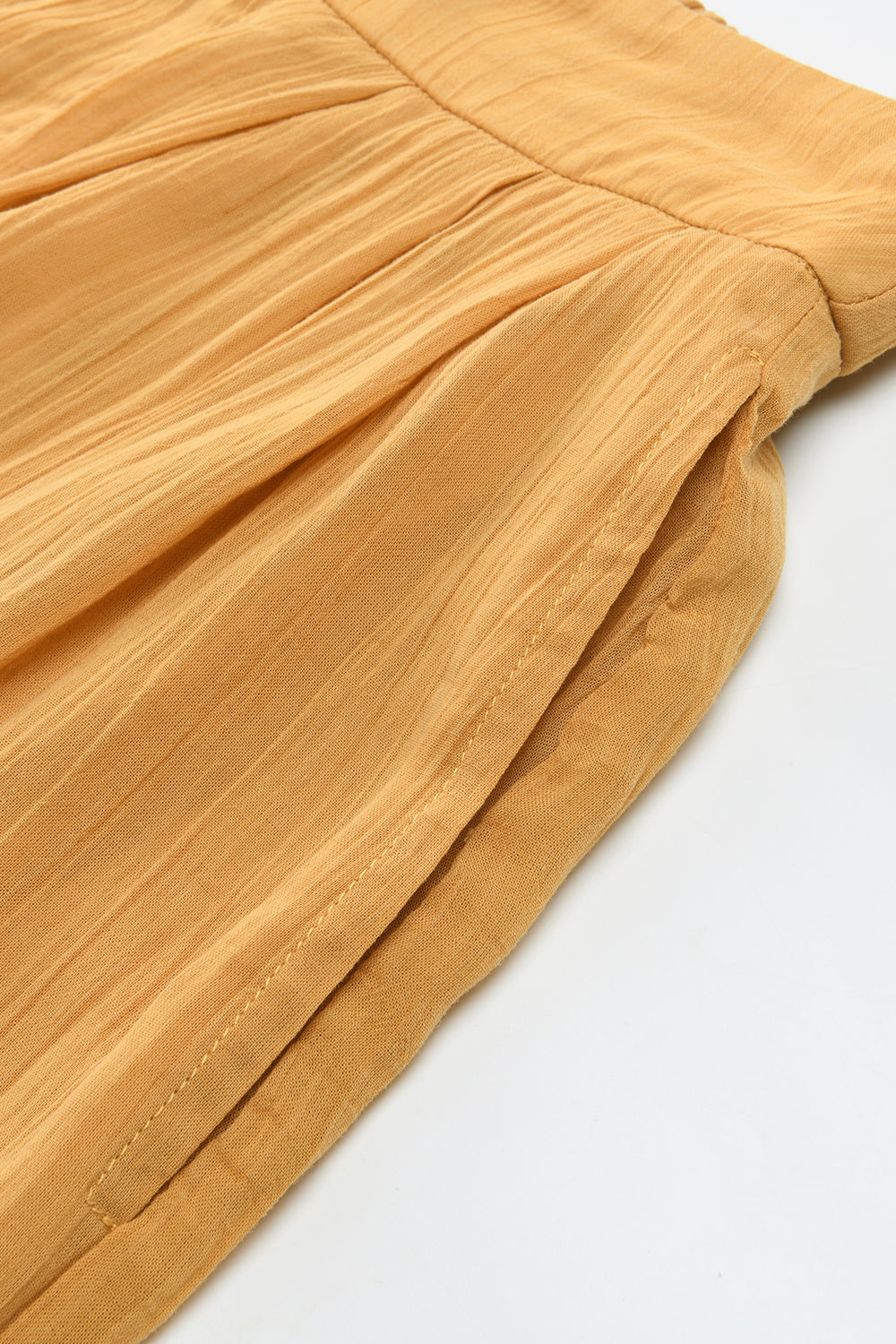 กางเกงทรงตรงสำหรับผู้หญิง