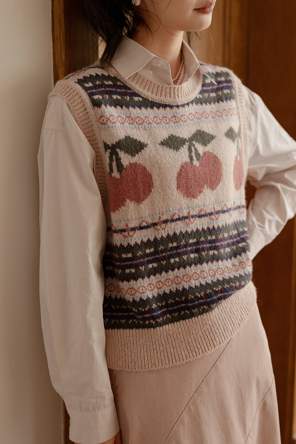 เสื้อกั๊กถักสำหรับผู้หญิง