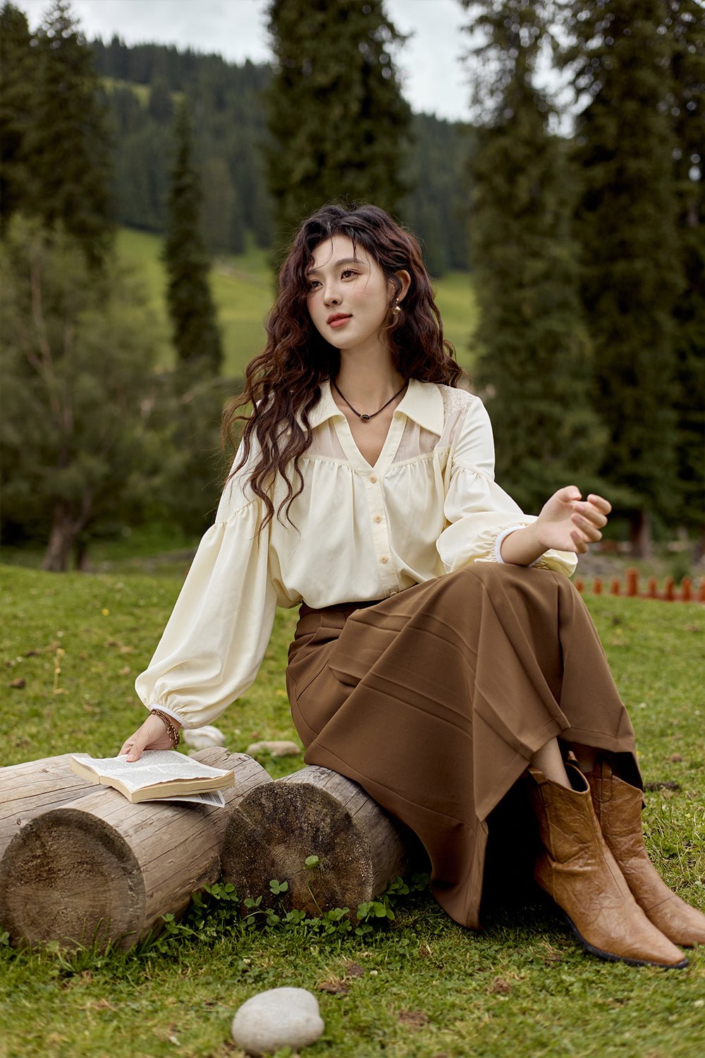 กระโปรงยาวทรงเอสำหรับผู้หญิง