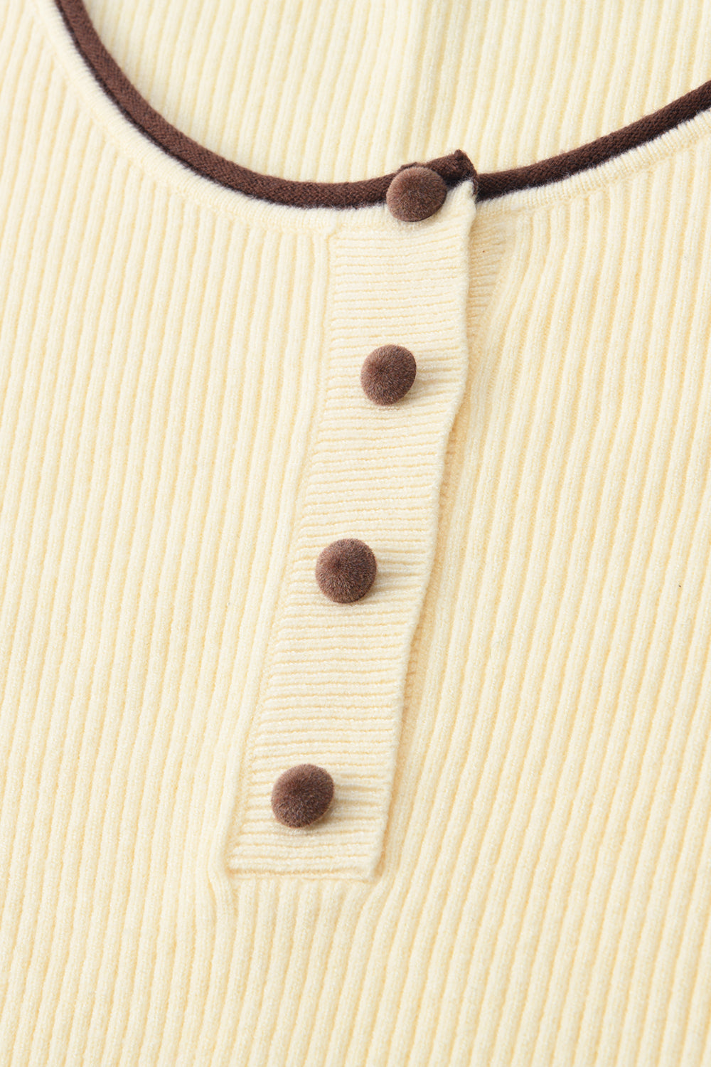 เสื้อถักสำหรับผู้หญิง