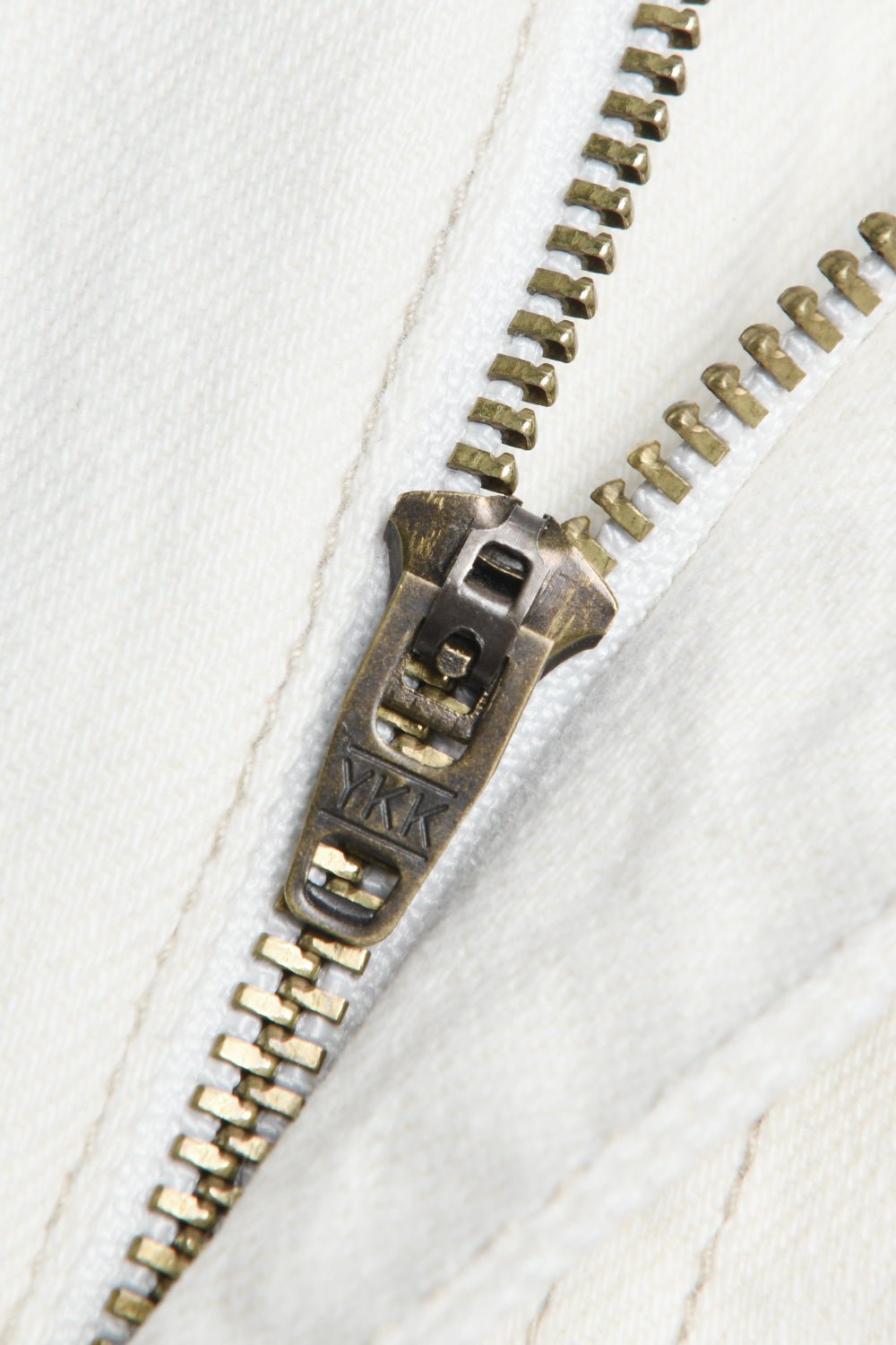 Celana Pendek Denim Wanita