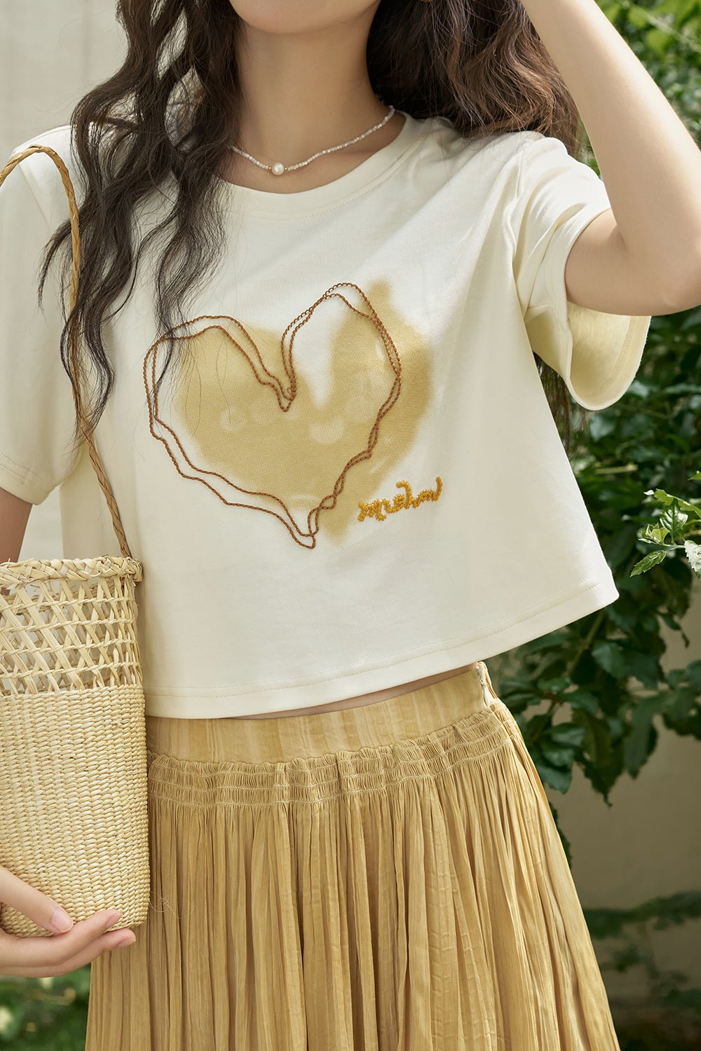 ชุดเสื้อยืดพิมพ์ลายและกระโปรงจีบผู้หญิง ขายแยกชิ้น