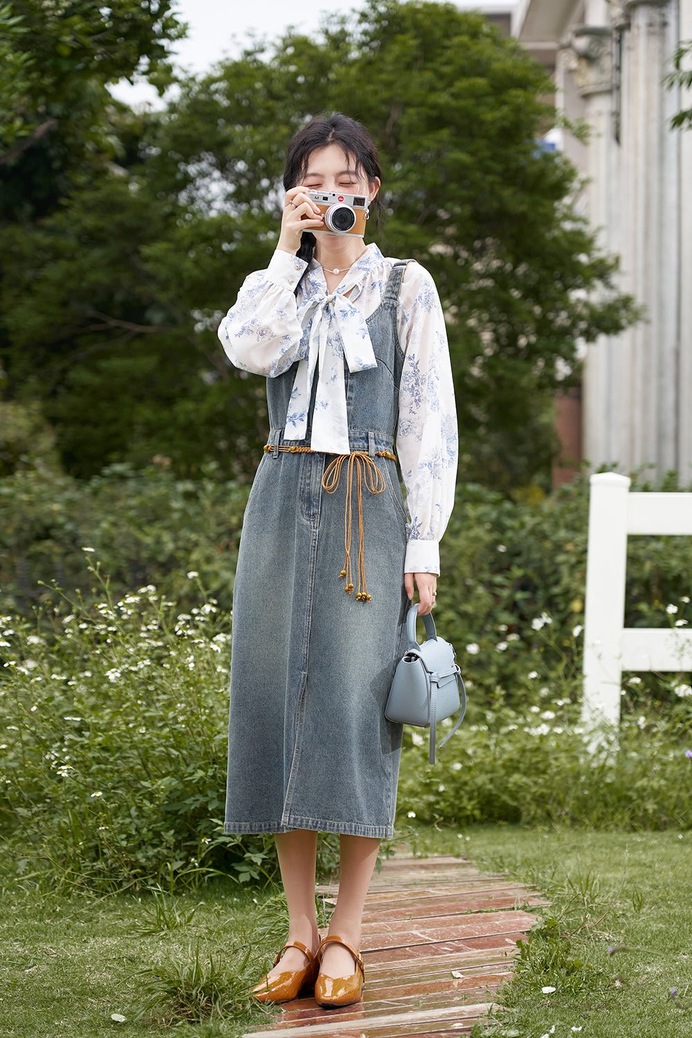 女性のためのマキシスパゲッティストラップドレス