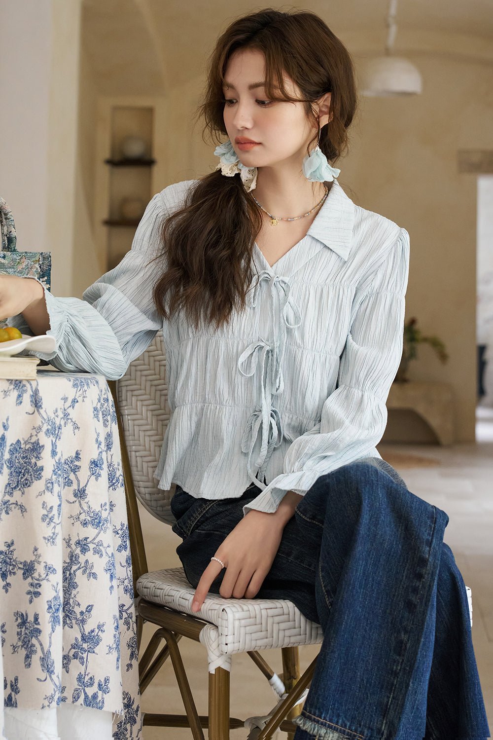 女性のためのブラウス