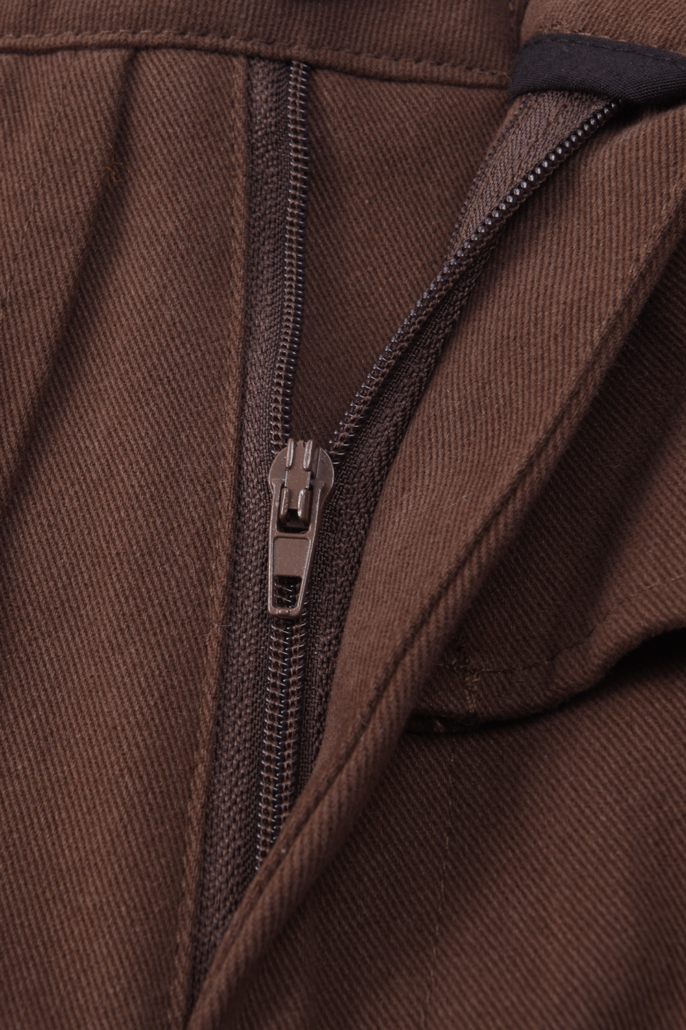 Celana Kaki Lebar untuk Wanita