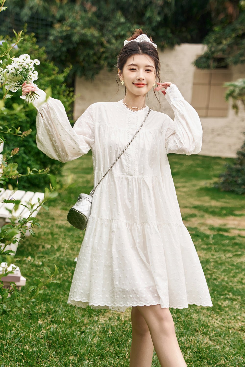 女性のための固体ミディドレス