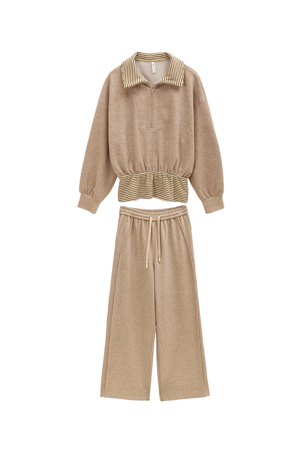 스웨트셔츠와 팬츠 슈트 세트