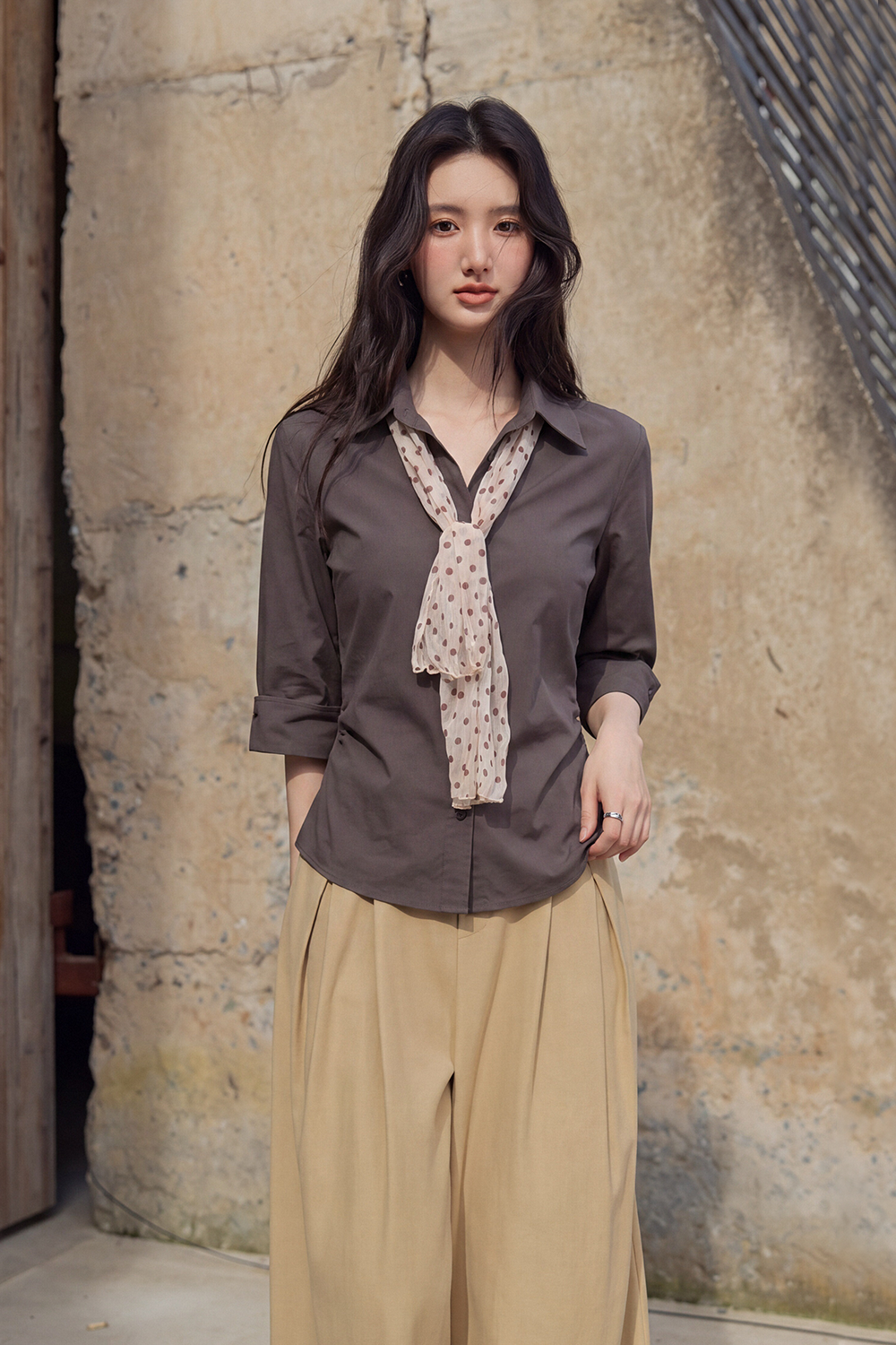 女性用シャツ