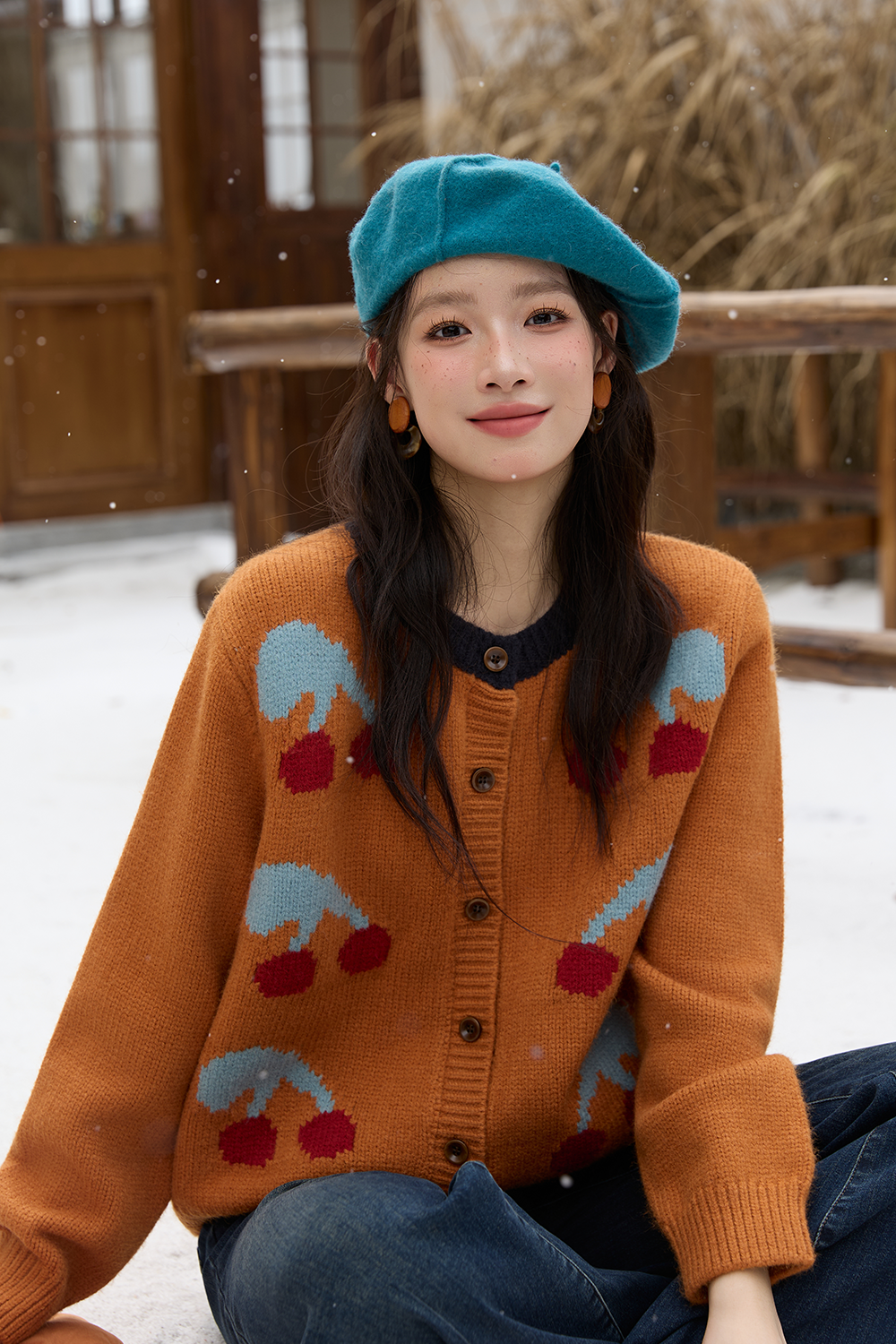 เสื้อถักสำหรับผู้หญิง