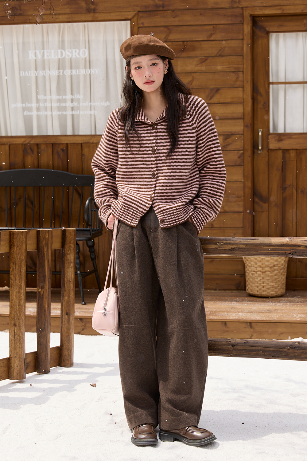 เสื้อถักสำหรับผู้หญิง