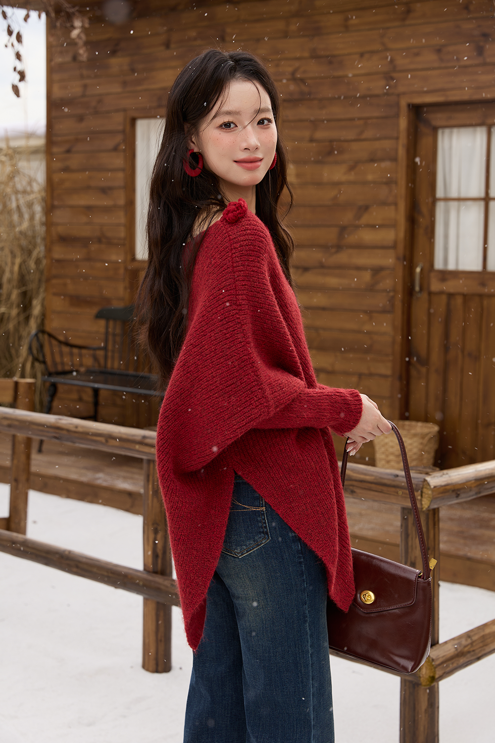 เสื้อถักสำหรับผู้หญิง