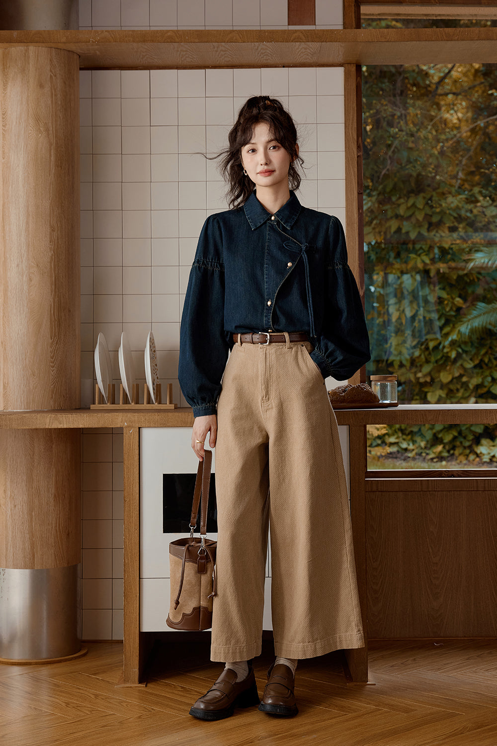 女性用シャツ
