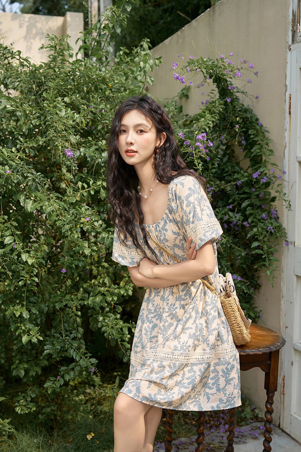 Gaun Midi Bunga Elegan untuk Wanita