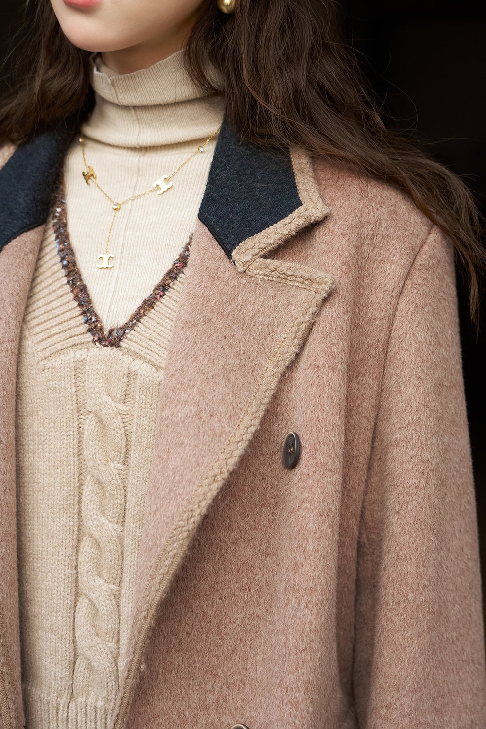 เสื้อโค้ทผ้าขนสัตว์สำหรับผู้หญิง