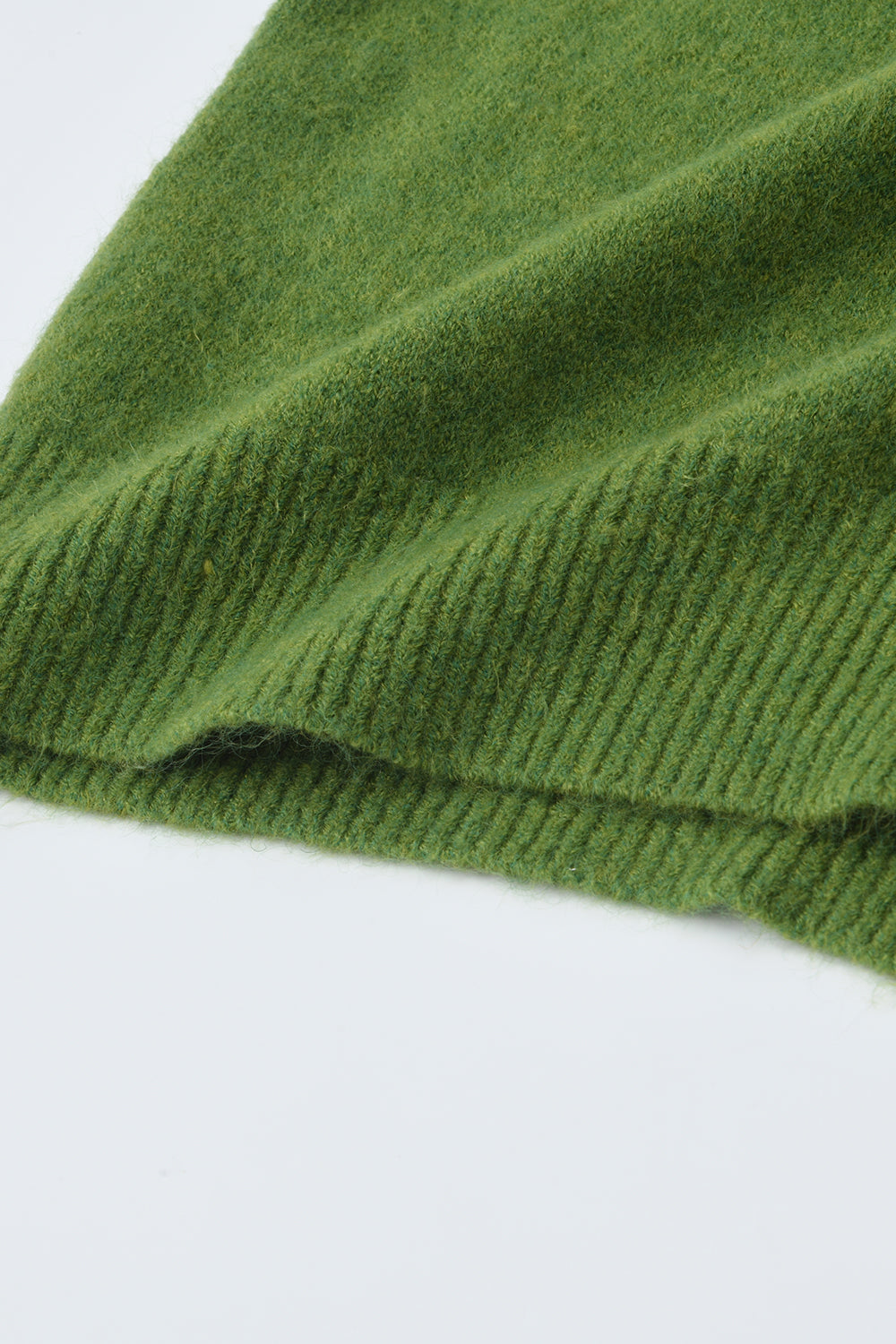 女性のためのニットシャツ