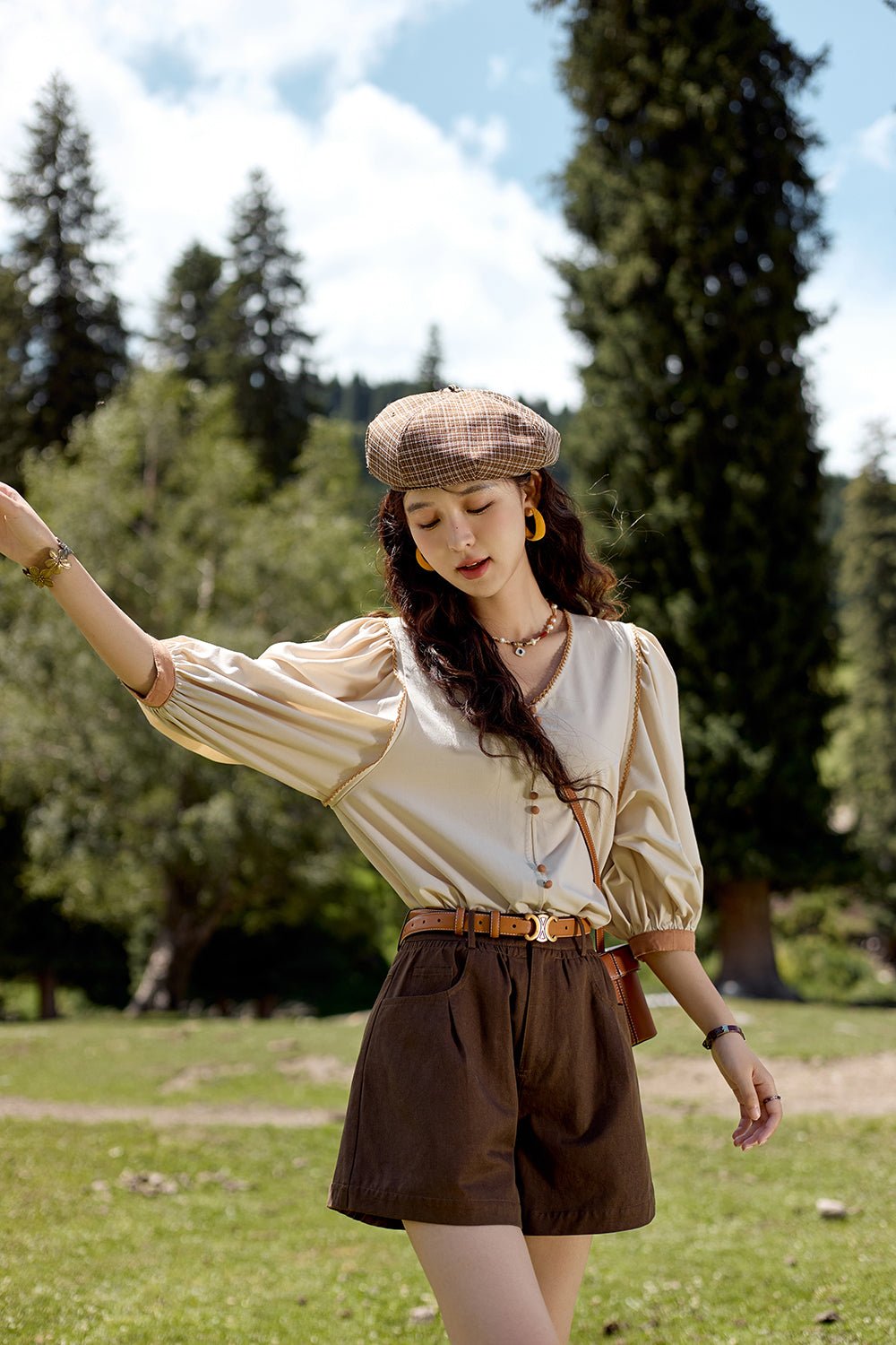 กางเกงขาสั้นเอวสูงสำหรับผู้หญิง