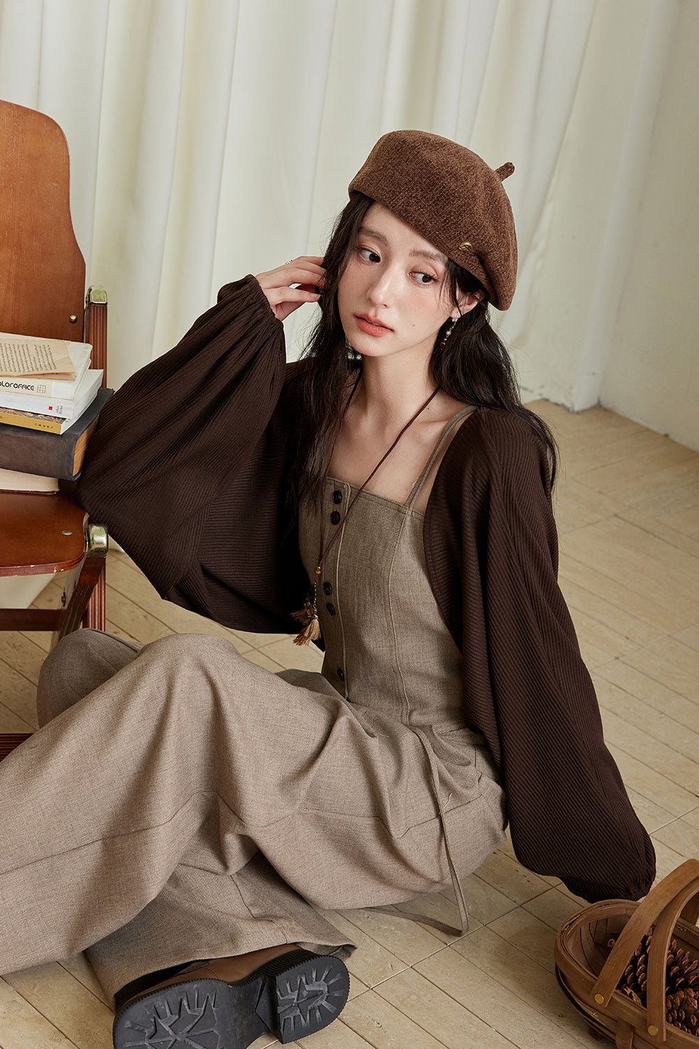 เซ็ตเสื้อสายเดี่ยว + เสื้อคลุม + กางเกง