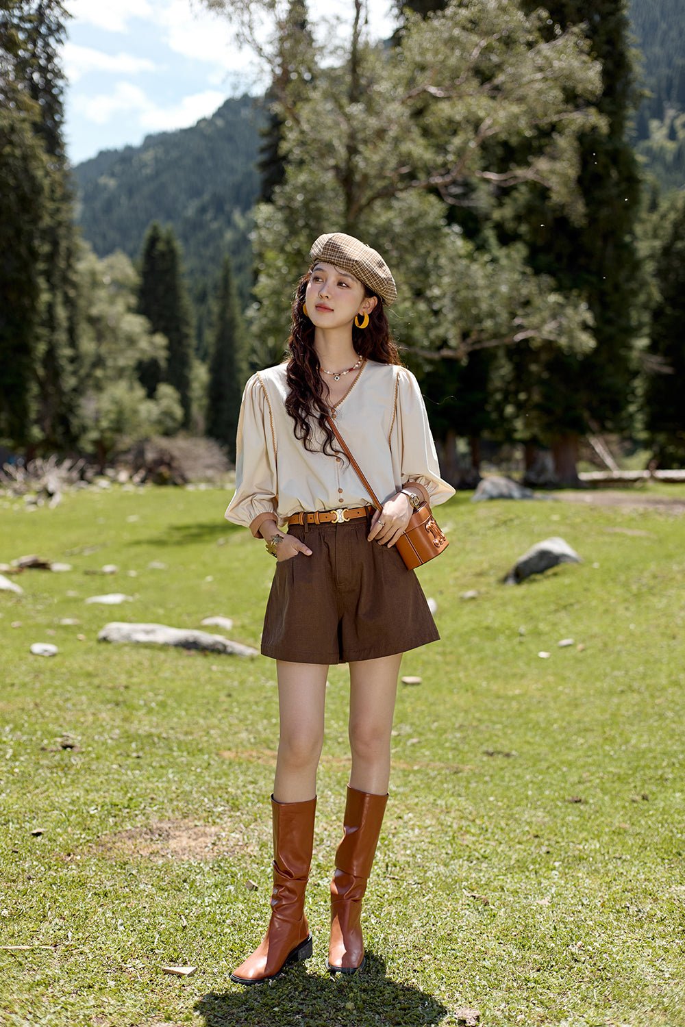 กางเกงขาสั้นเอวสูงสำหรับผู้หญิง