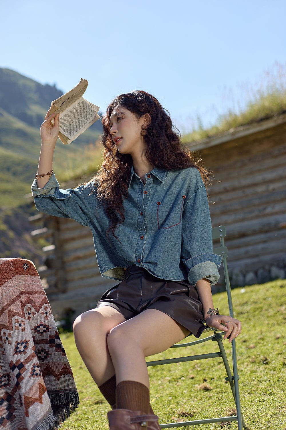 เสื้อเบลาส์เดนิมสำหรับผู้หญิง