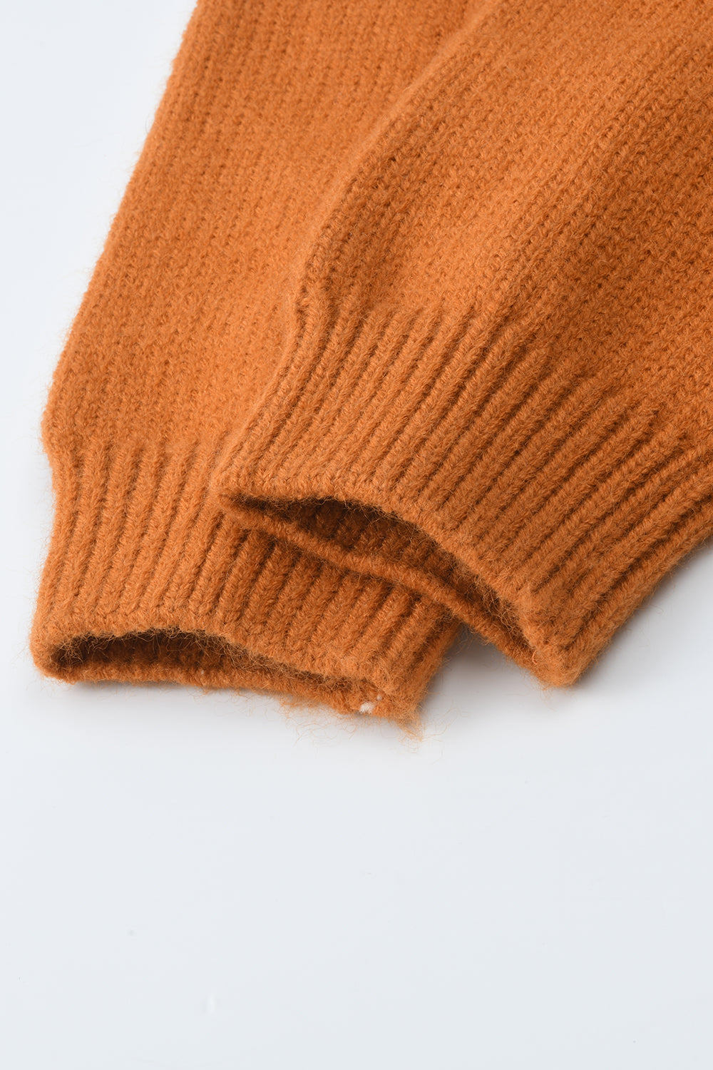 เสื้อถักสำหรับผู้หญิง