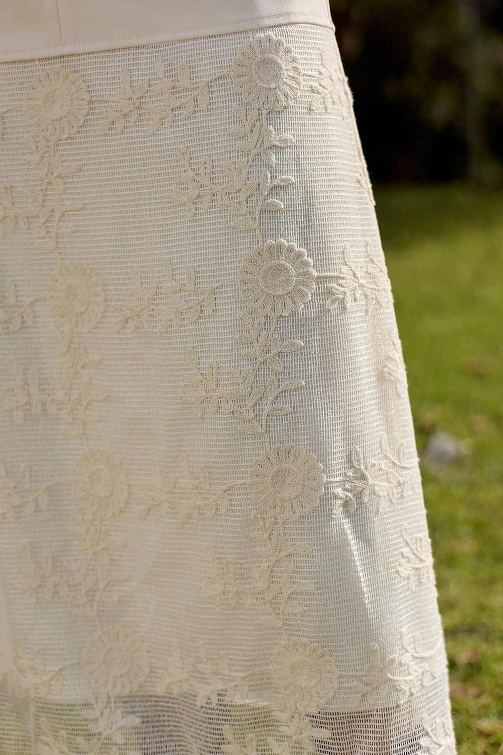 กระโปรงยาวทรงเอสำหรับผู้หญิง