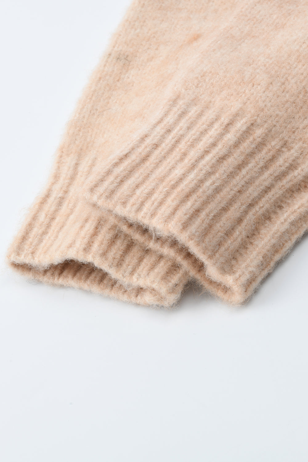 เสื้อถักสำหรับผู้หญิง