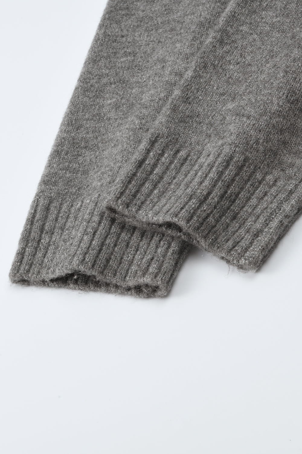 เสื้อถักสำหรับผู้หญิง