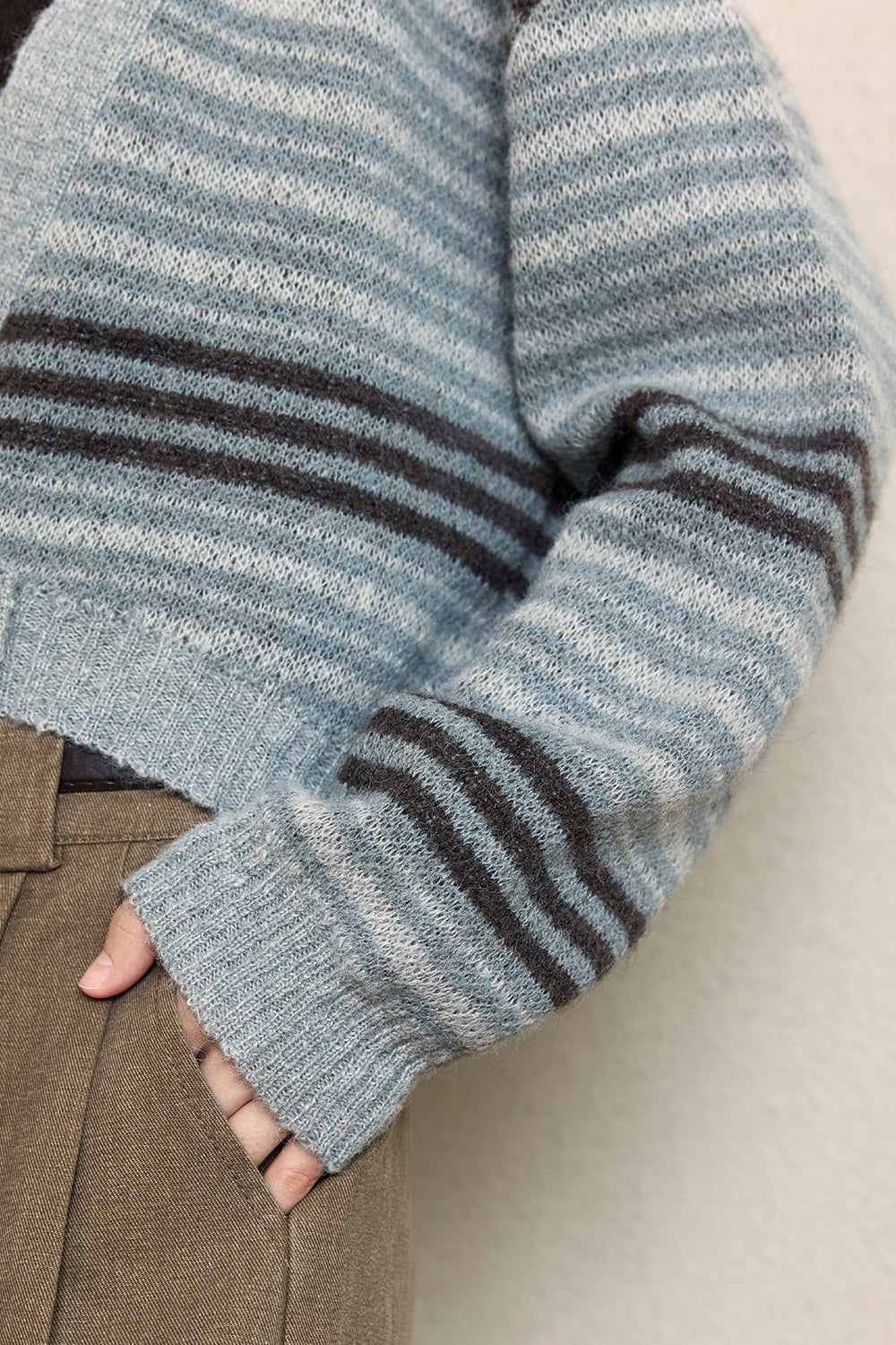 เสื้อสูทถักสำหรับผู้หญิง