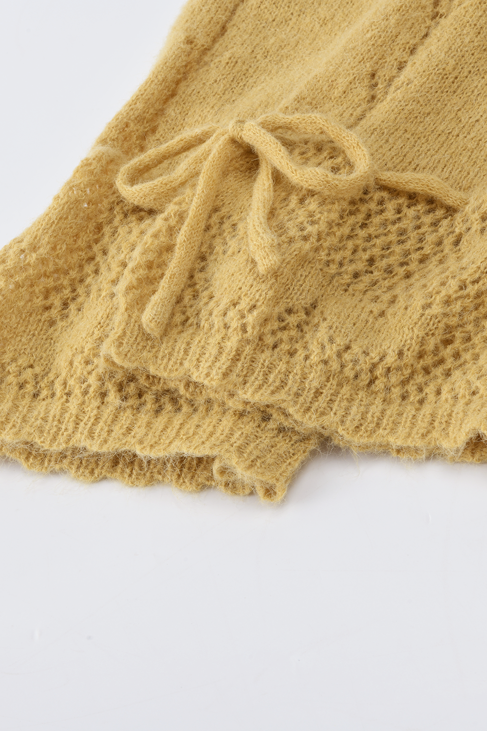 女性のためのニットシャツ