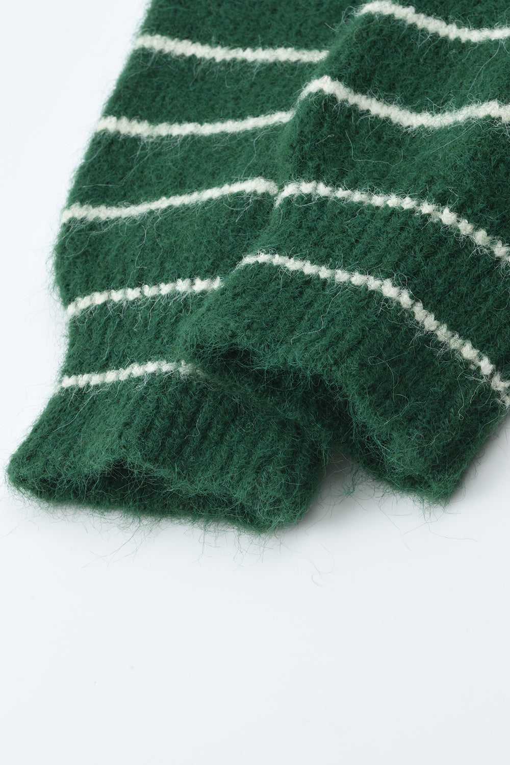 เสื้อถักสำหรับผู้หญิง