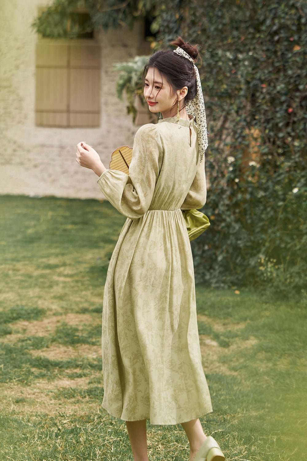 Gaun Maxi untuk Wanita