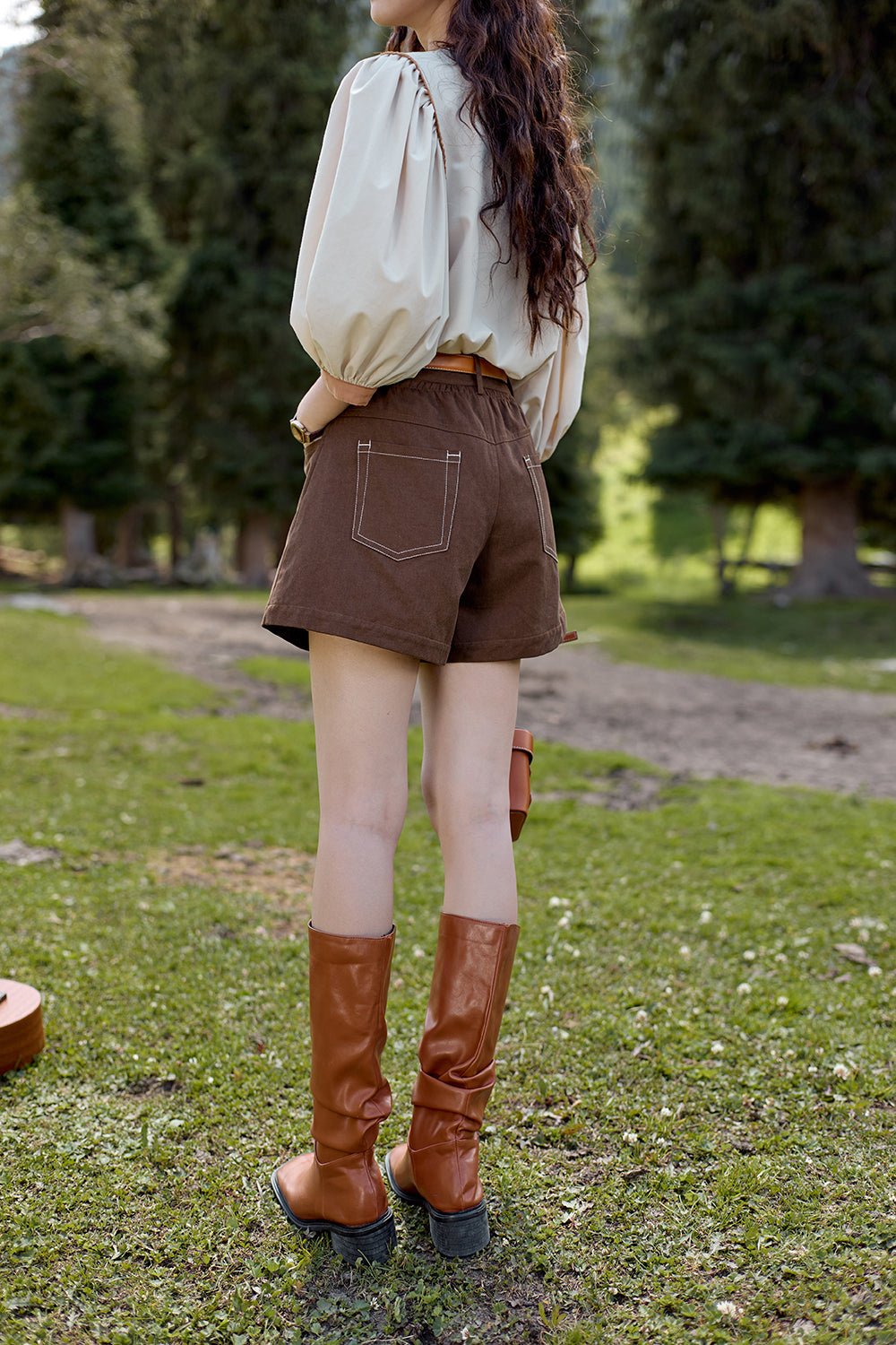 กางเกงขาสั้นเอวสูงสำหรับผู้หญิง