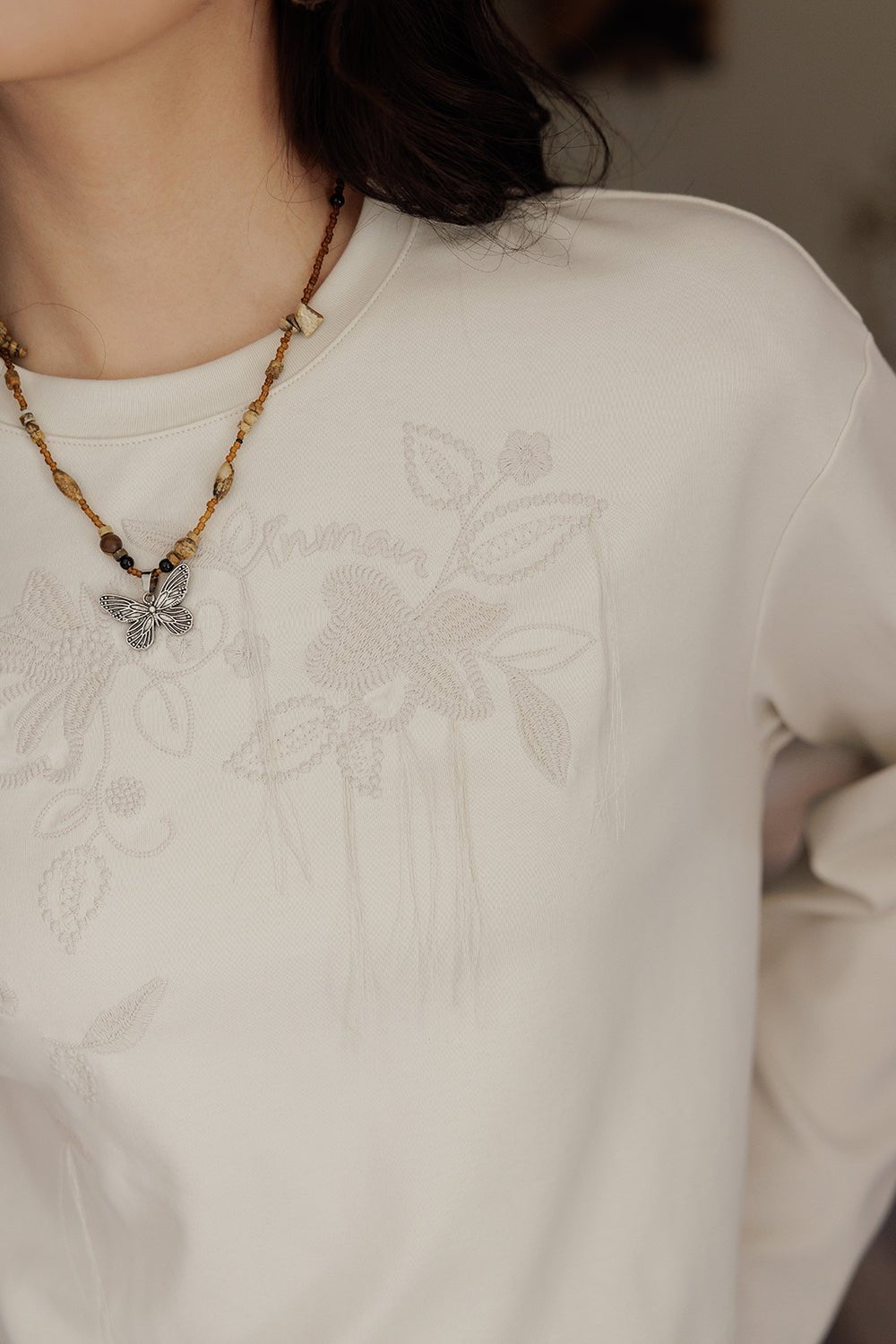 เสื้อยืดแขนยาวสำหรับผู้หญิง