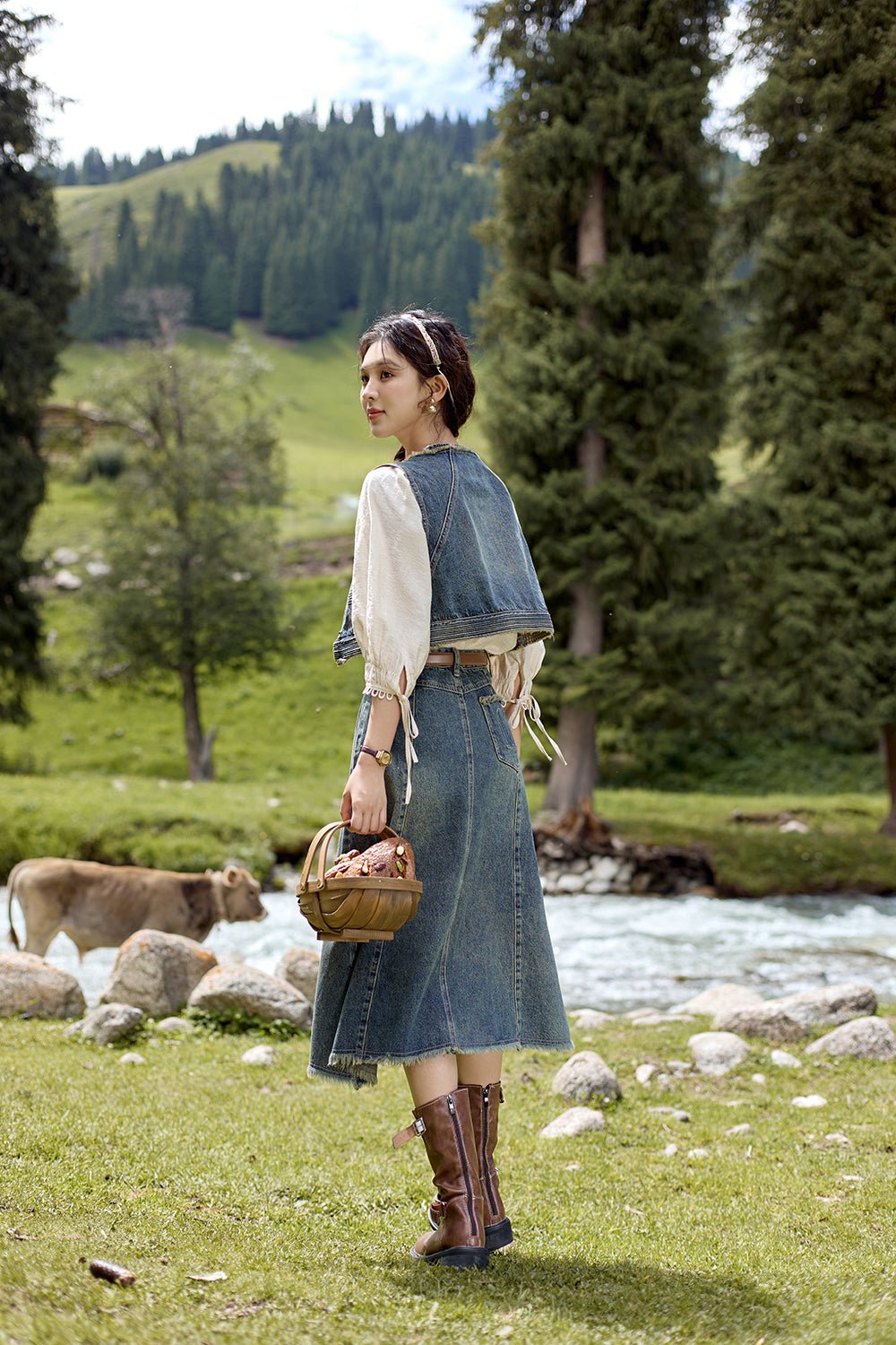 กระโปรงยาวทรงเอสำหรับผู้หญิง