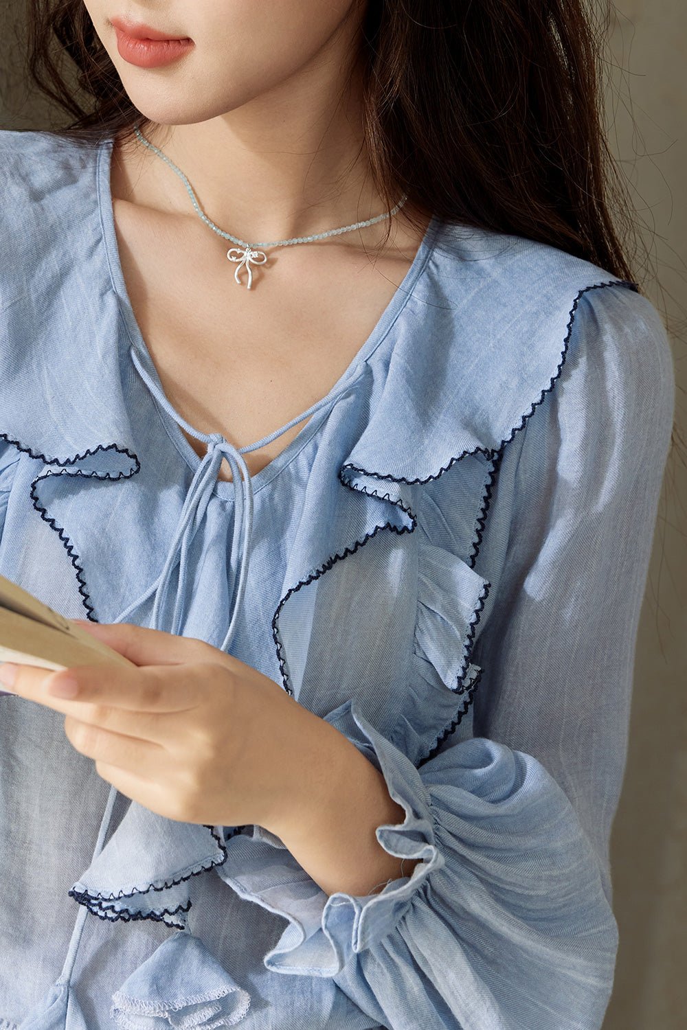 เสื้อเบลาส์สำหรับผู้หญิง