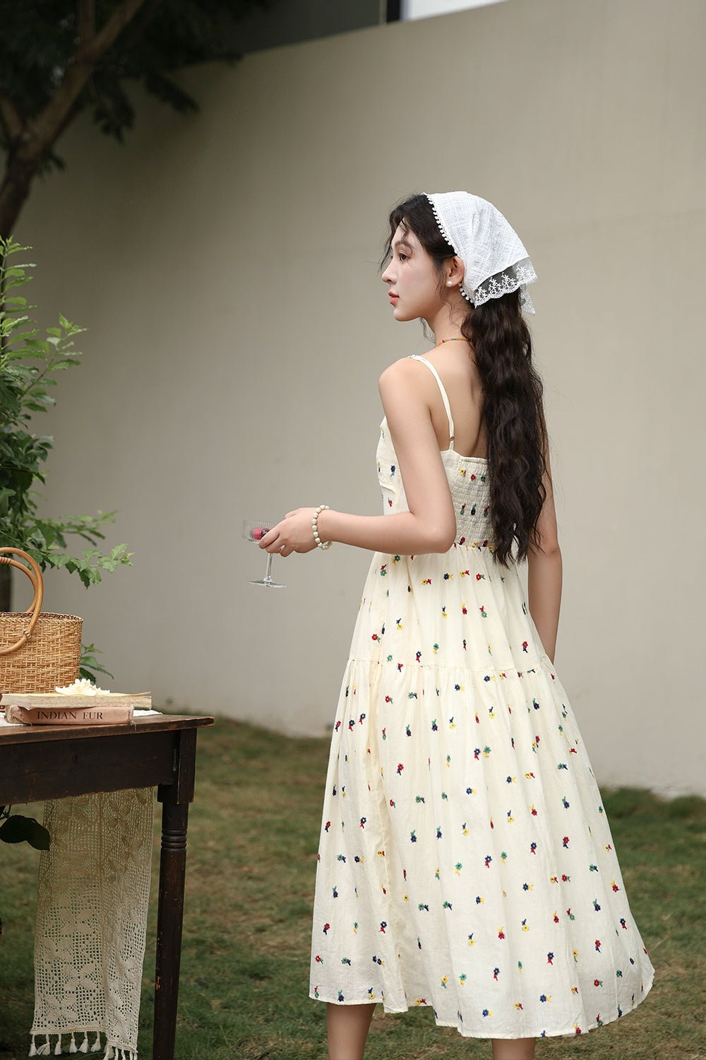 Gaun Tali Spaghetti Maxi untuk Wanita