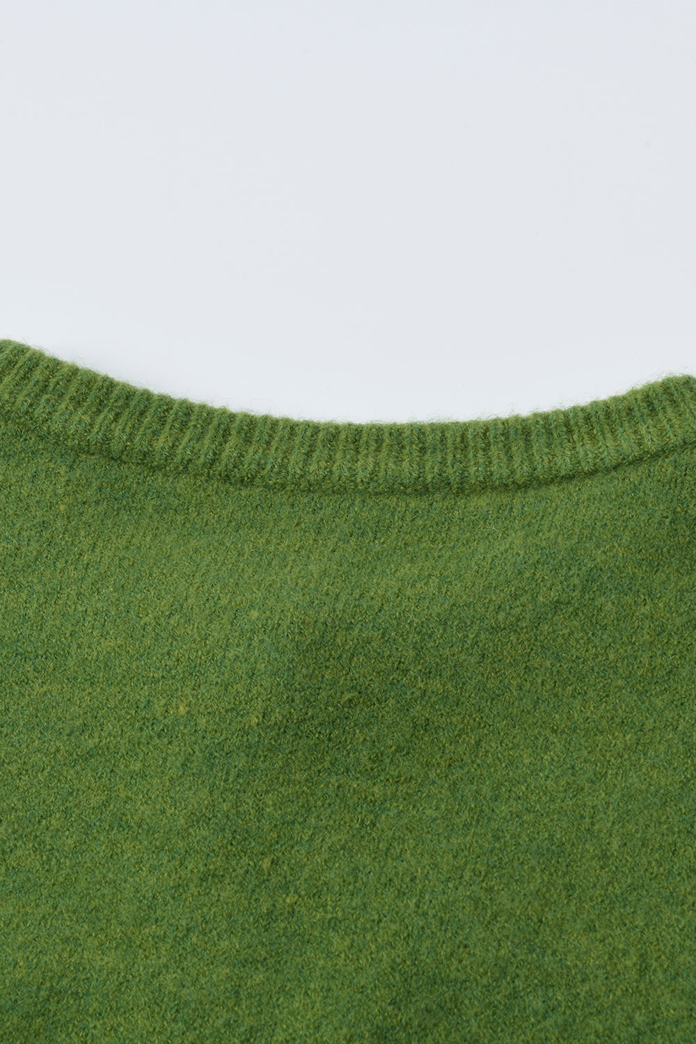 女性のためのニットシャツ