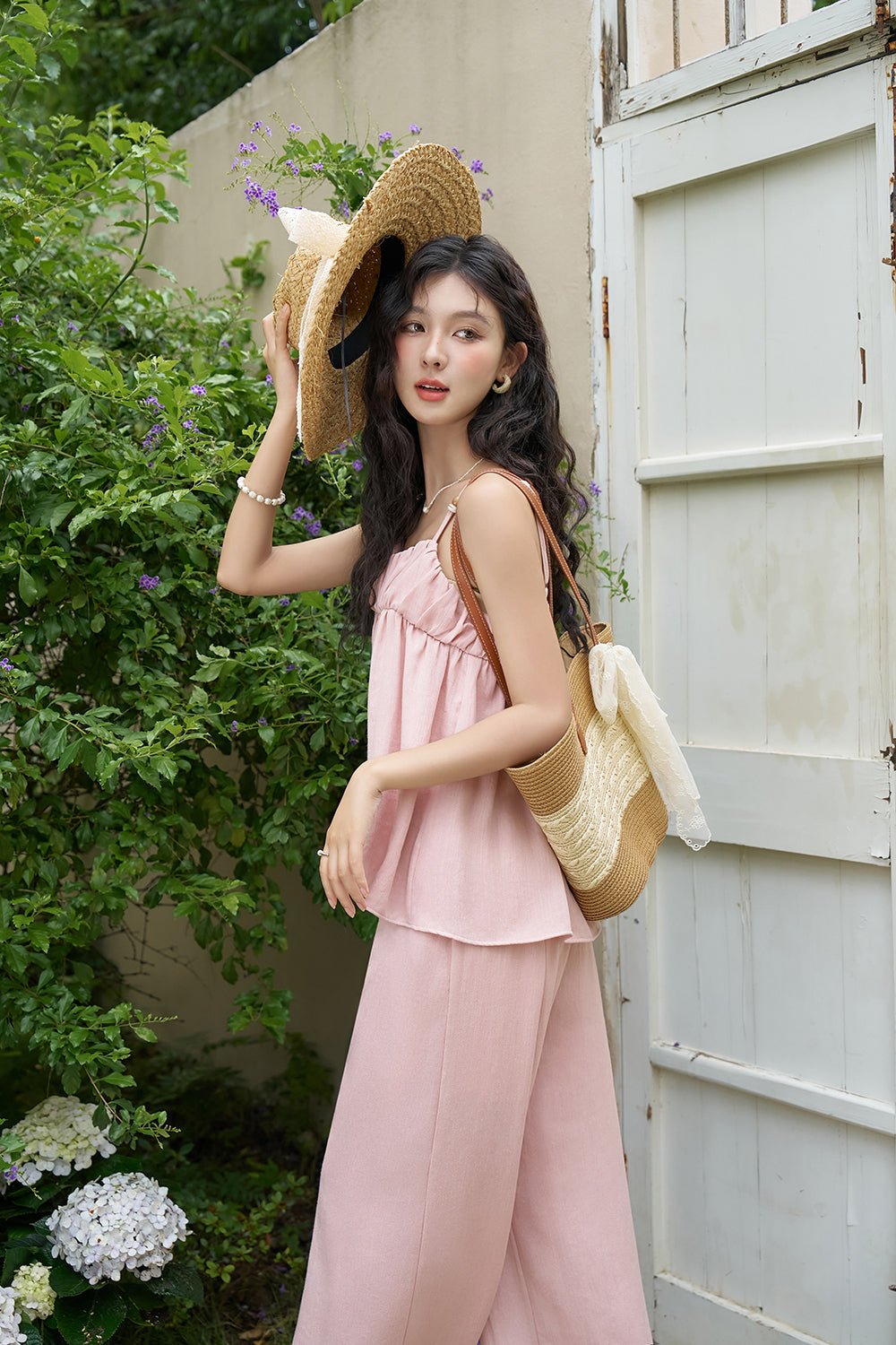 Set Atasan dan Celana Tali Spageti Dijual Terpisah