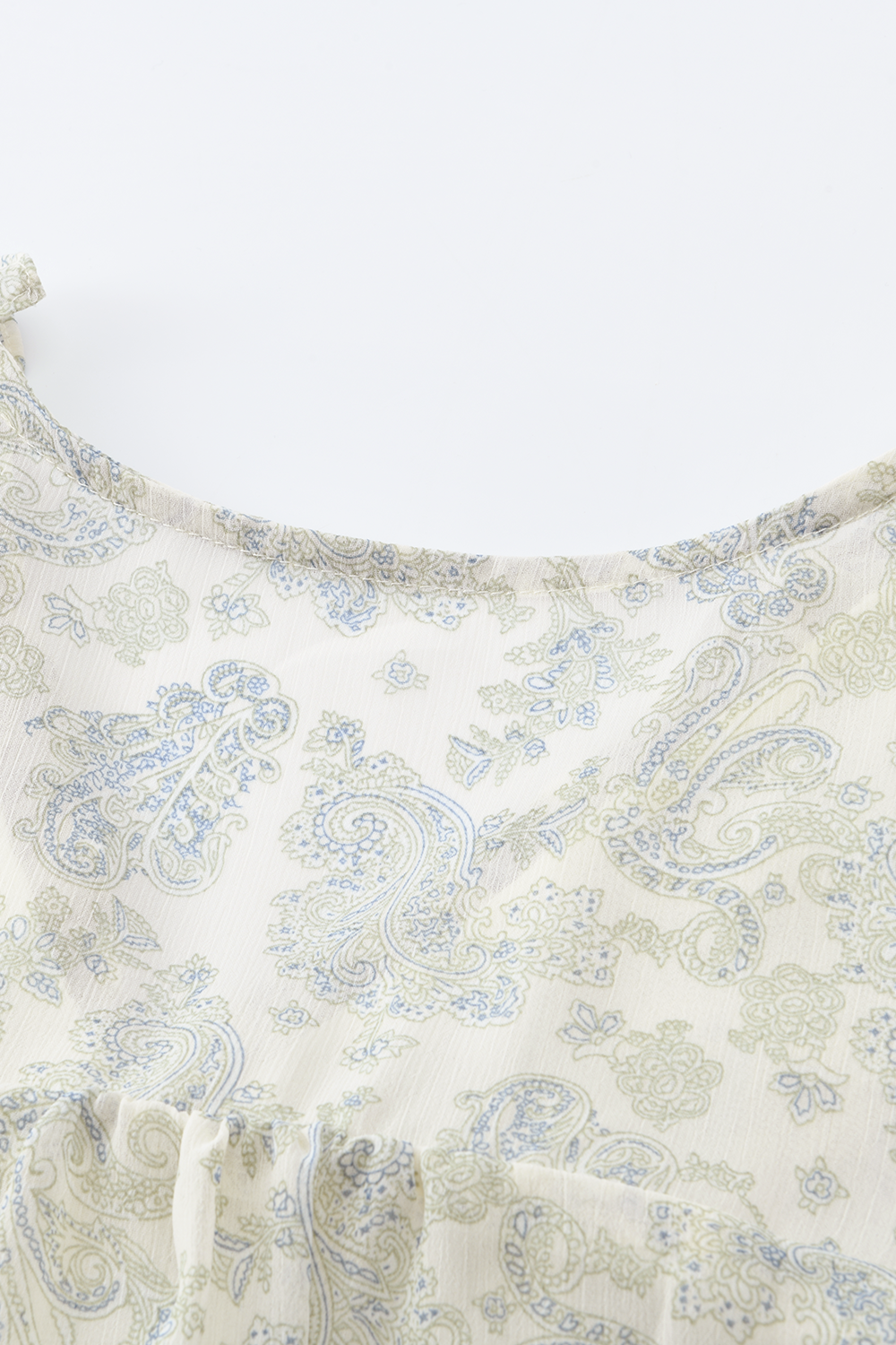 女性のためのブラウス