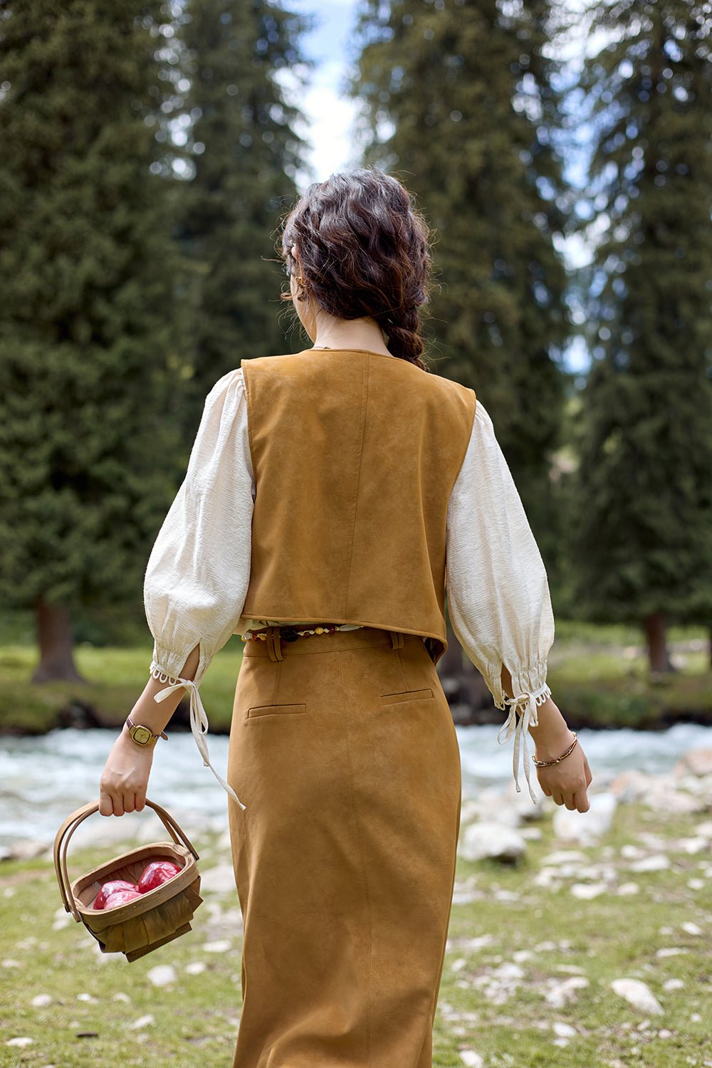 กระโปรงยาวทรงเอสำหรับผู้หญิง