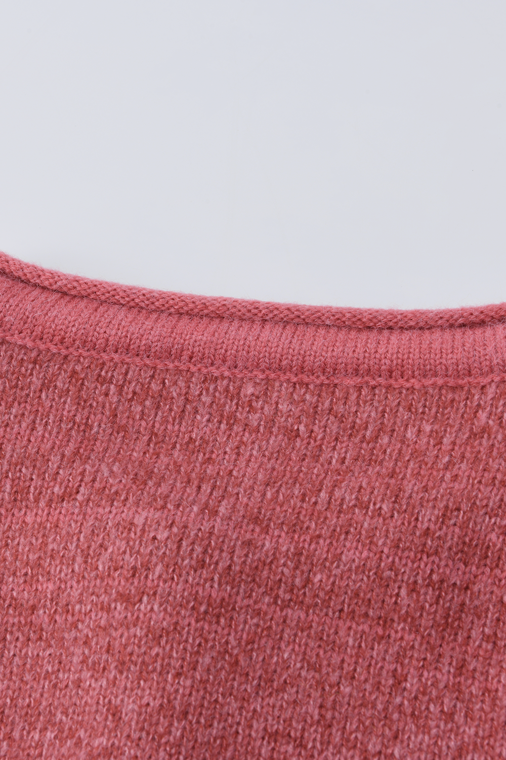 女性のためのニットシャツ