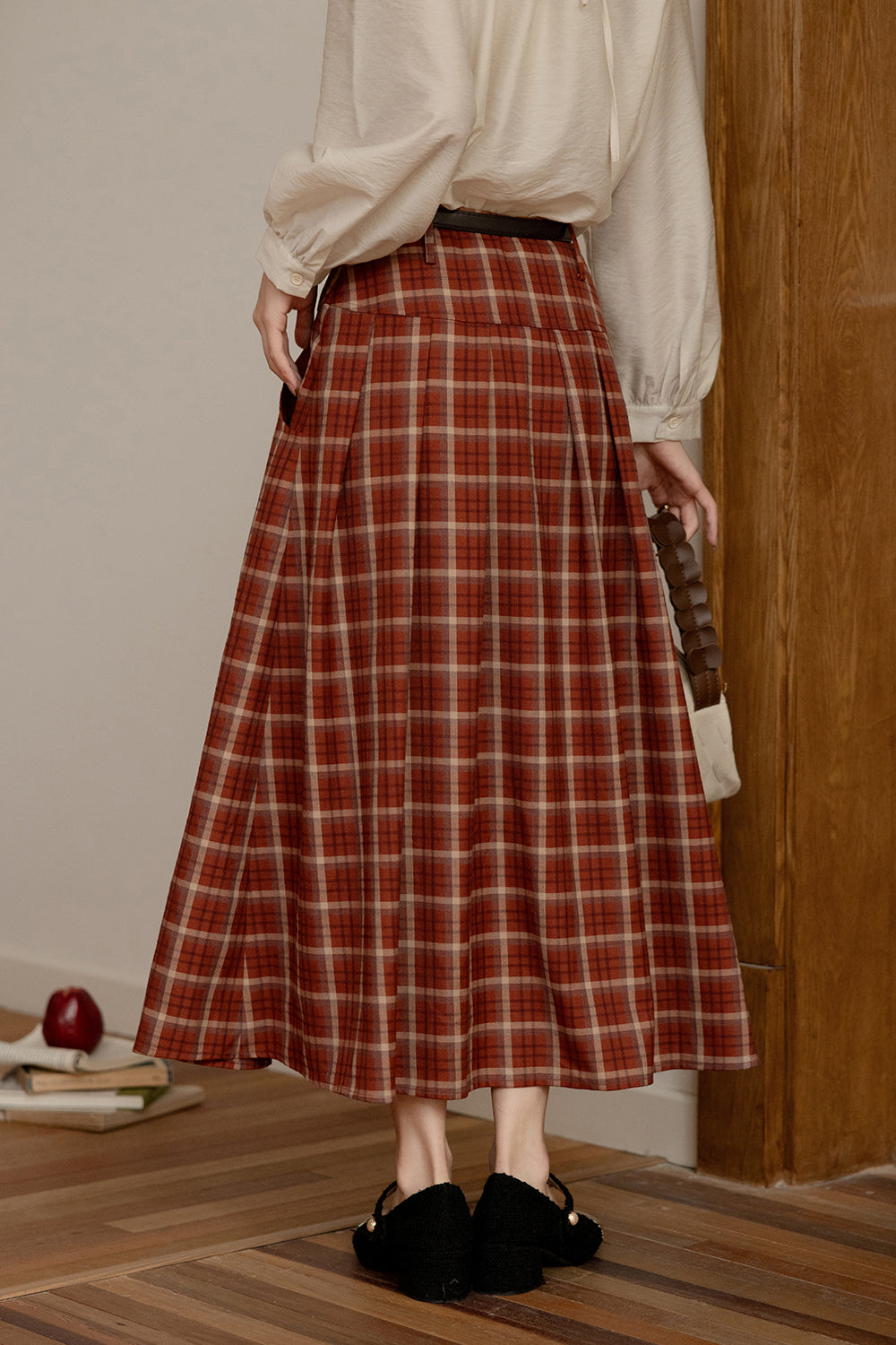 กระโปรงยาวทรงเอสำหรับผู้หญิง