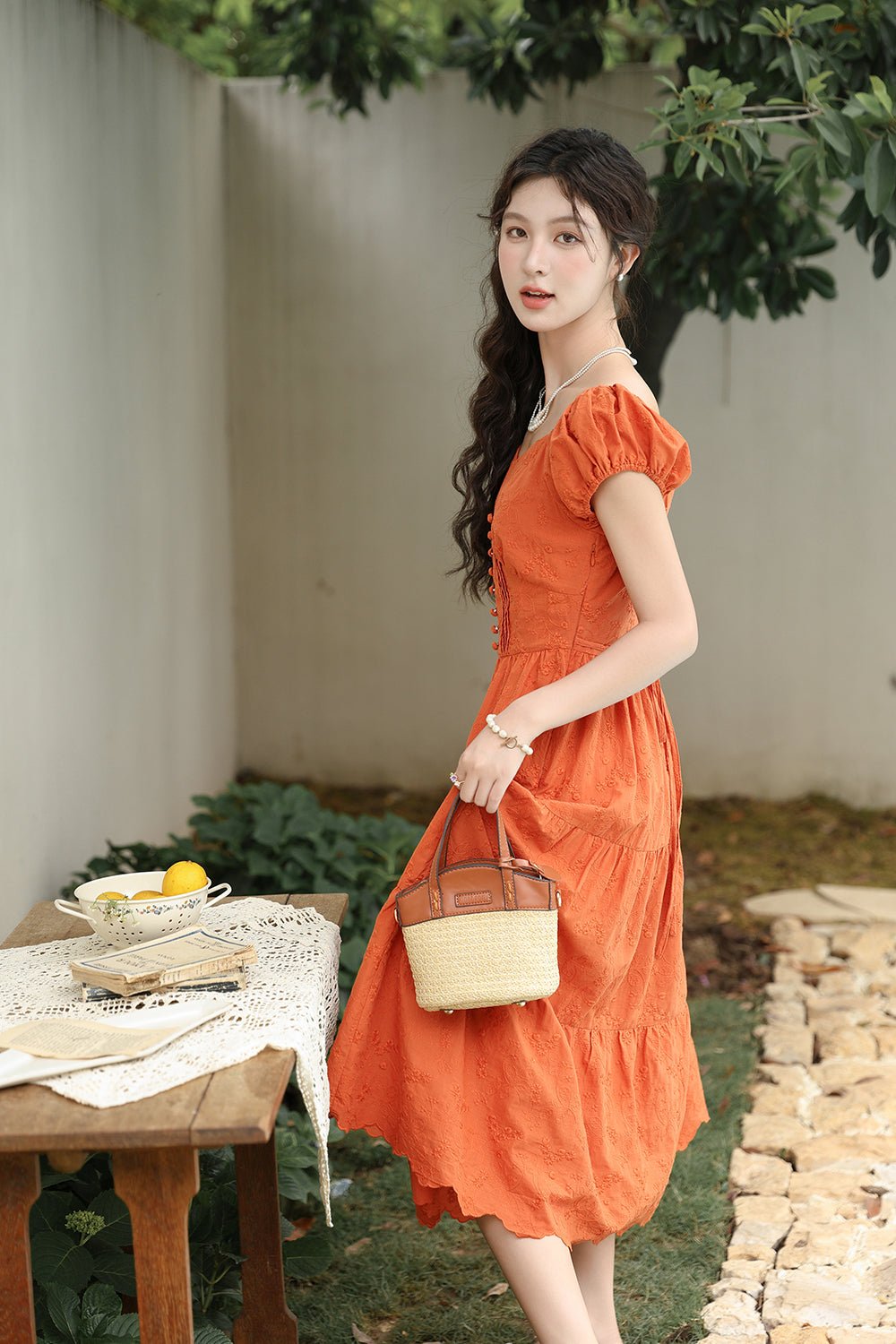 ชุดเดรสยาวทรงเอไลน์สำหรับผู้หญิง