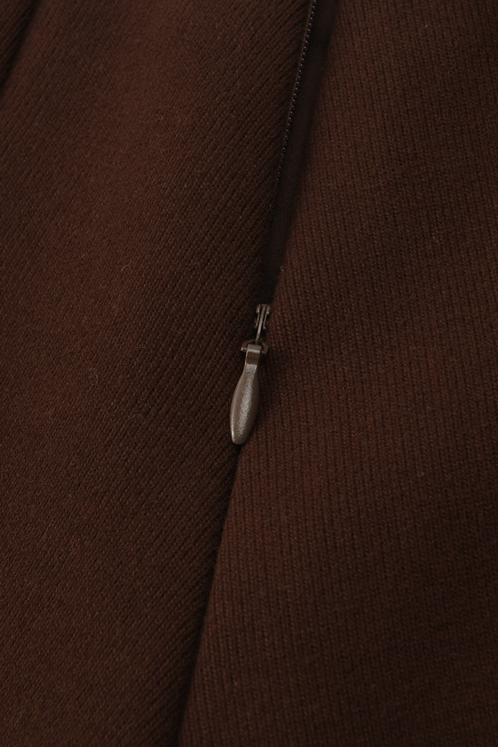 トップスとスカートのセット